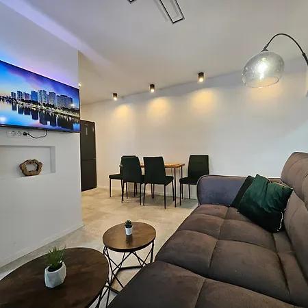 Lipa - Hreljin, Crikvenica S Jacuzzijem I Pogledom Na Hreljin