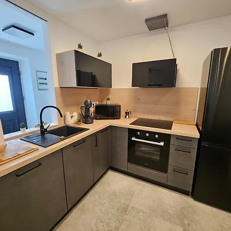Apartmán Lipa - Hreljin, Crikvenica S Jacuzzijem I Pogledom Na *