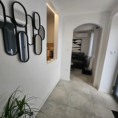 Lipa - Hreljin, Crikvenica S Jacuzzijem I Pogledom Na Апартаменты *