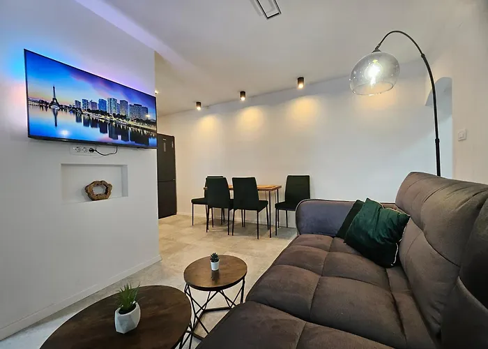 Lipa - Hreljin, Crikvenica S Jacuzzijem I Pogledom Na Hreljin