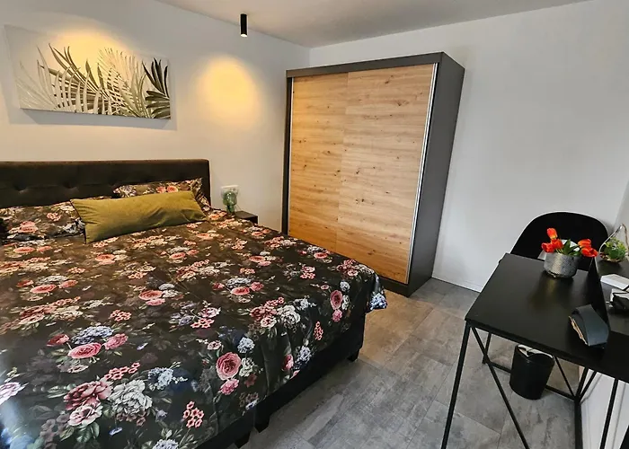 Lipa - Hreljin, Crikvenica S Jacuzzijem I Pogledom Na Apartmán Hreljin